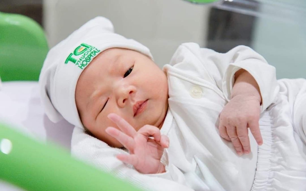 Dấu hiệu tay chân miệng ở trẻ em và dấu hiệu giật mình cảnh báo nặng
